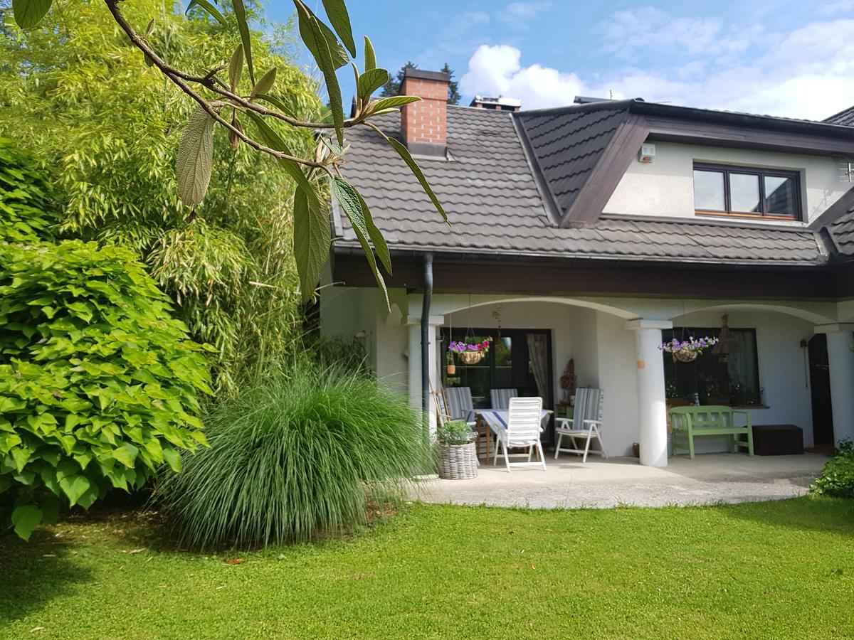 Pr'Simi Bed & Breakfast Golnik Luaran gambar