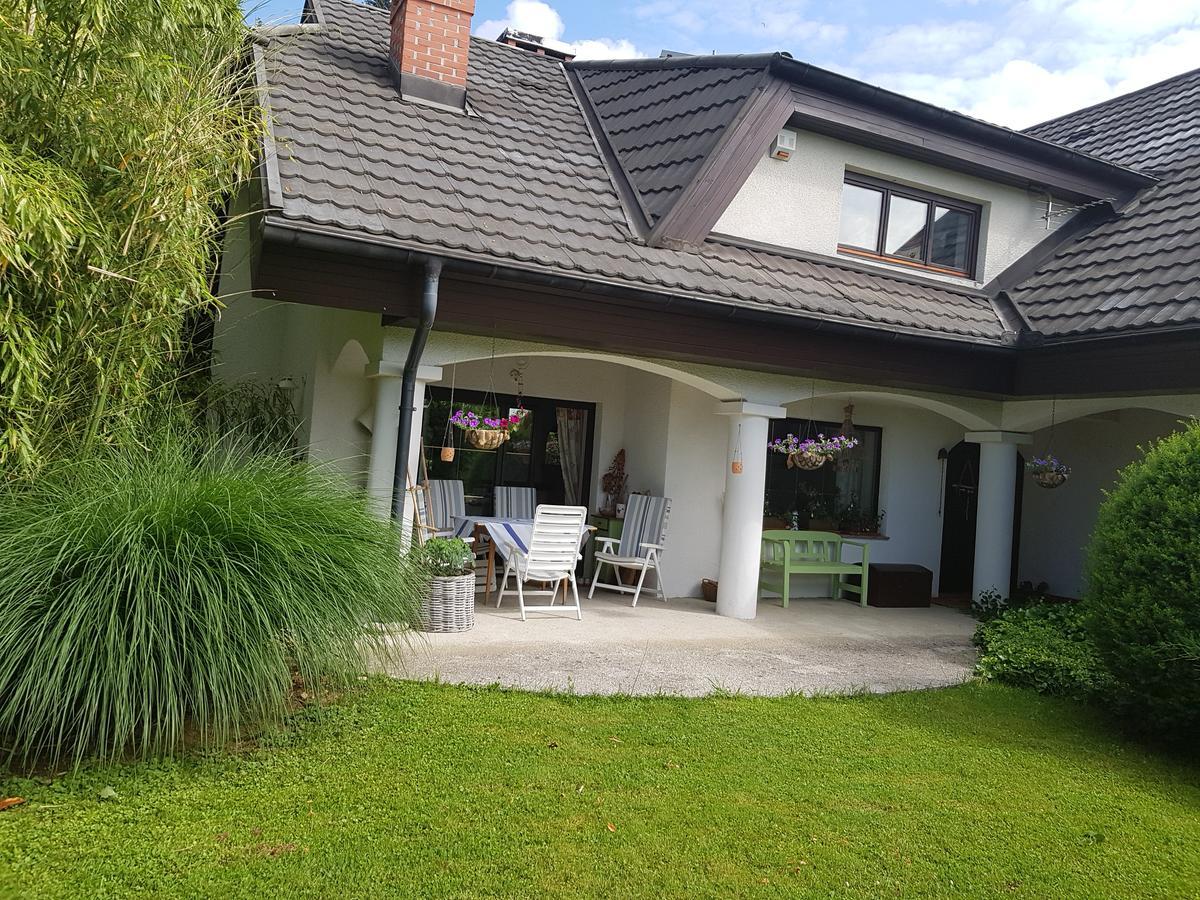 Pr'Simi Bed & Breakfast Golnik Luaran gambar